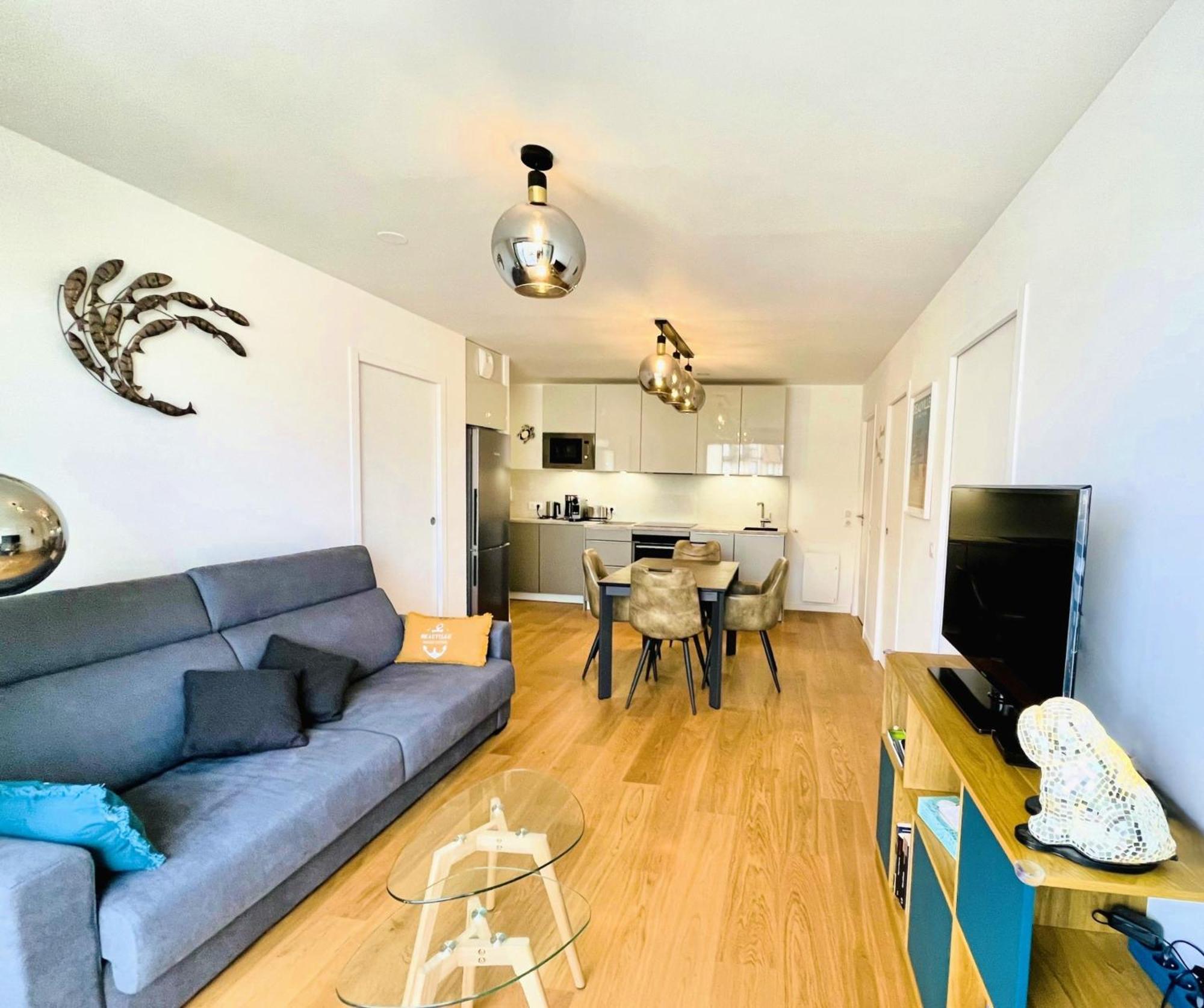 Sejour Authentique - Balcon, Parking & Wifi Ultra-Rapide Apartment Deauville Exterior foto