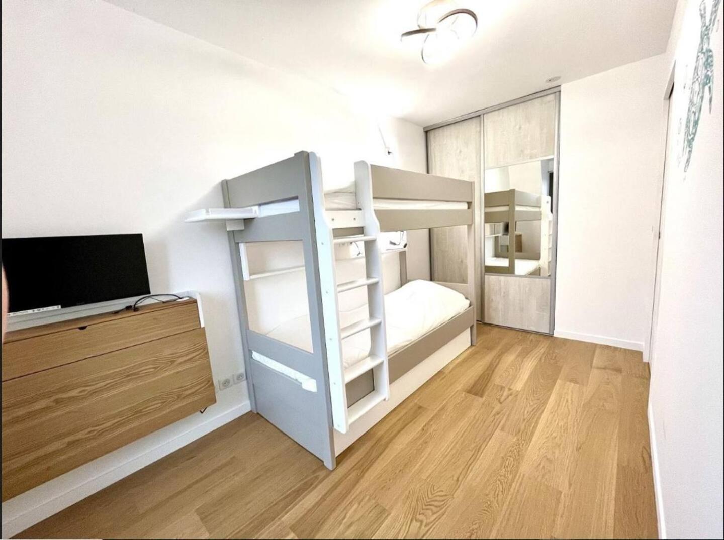 Sejour Authentique - Balcon, Parking & Wifi Ultra-Rapide Apartment Deauville Exterior foto